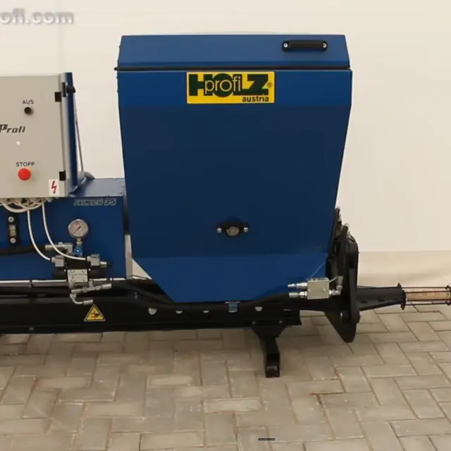 Holzprofi Brikettpresse im Betrieb